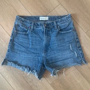 Abercrombie & Fitch 4 inch High Rise Shorts